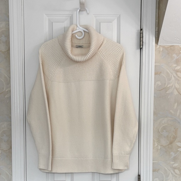 L.L. Bean Off-White Cotton Blend Knit Turtleneck Tunic Sweater. EUC - Picture 1 of 7